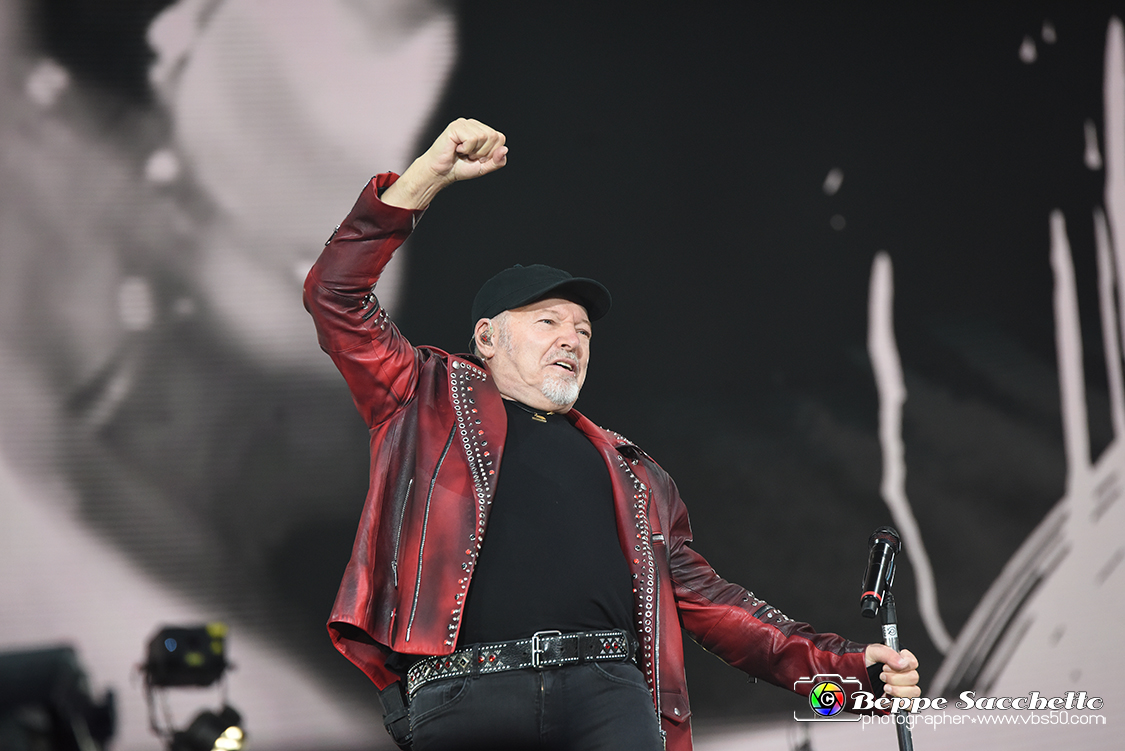 VBS_2093 - Concerto Vasco Rossi - Vasco Live Tour 2022.jpg